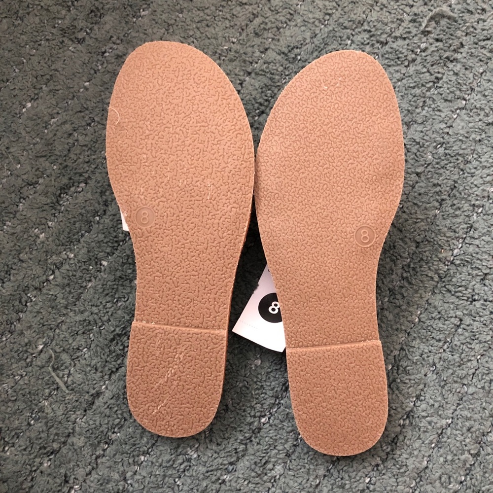🔥NWT🔥 Universal Thread Sandals - Picture 3 of 4